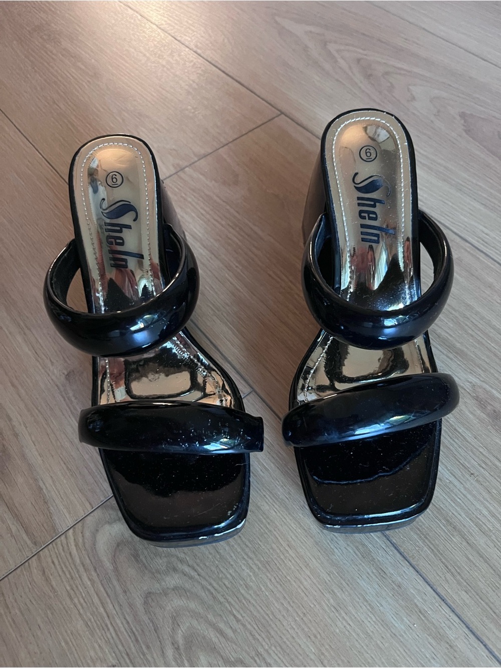 SHEIN Black Patent Double-Band Heeled Slides